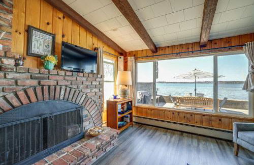 Oceanfront Cottage with Patio and Views in Birch Bay! - Foto 5