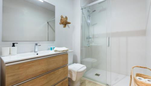 WintowinRentals Hideaway Loft with Style in Málaga - Foto 4, towels, Shower