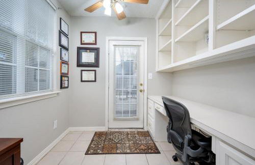 Spacious Brick House 3BR 2BA A+ - Foto 26