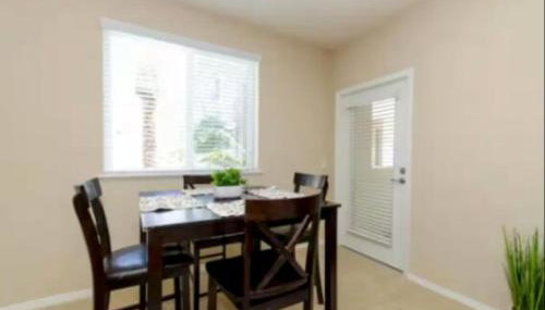 Spacious 2 Bedroom Apartment Near Disneyland and Anaheim Convention Center - Foto 2