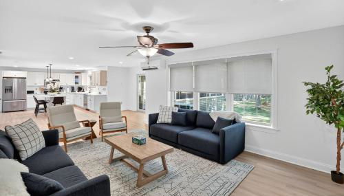 Gray Woodland Escape Golf, Pool & Cinema home - Foto 4