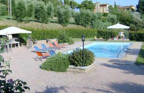 Sunlit Home With Pool - Foto 74