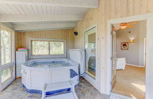 Mountain Views and Hot Tub Airy Forest Escape! - Foto 15