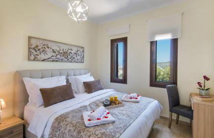 Elmyra Villa, Heated Pool & Walking to beach, By ThinkVilla - Foto 26