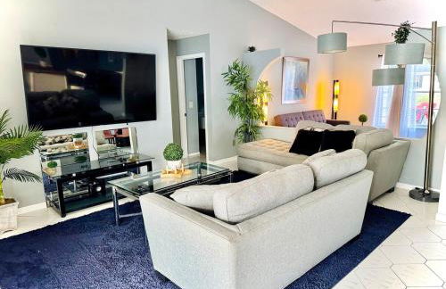 Main Villa 15 mins from Theme Parks & MCO - Foto 4