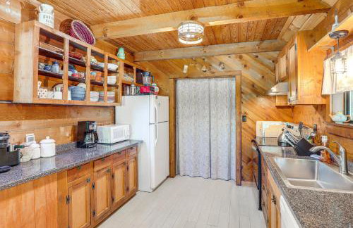 Mars Hill Cabin with Pool Table about 2 Mi to Wolf Ridge - Foto 12