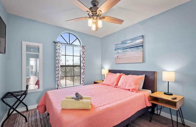 Twin Palms Beach House - Pool Hottub Game Room - Foto 19