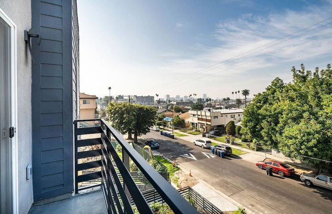 Brand NEW Luxury 3bdr Townhome In Silver Lake - Photo 16