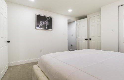 7 Mi to Baltimore Maryland Gem with Shared Yard! - Foto 14