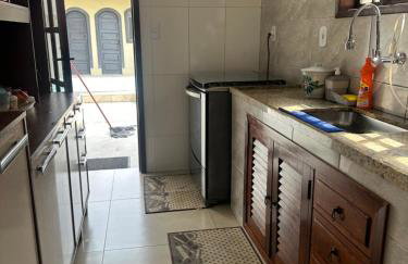 Orla 500 - Casa inteira 15 pessoas - Com Piscina - 500 Metros da Praia - Churrasqueira e muito mais - Foto 12