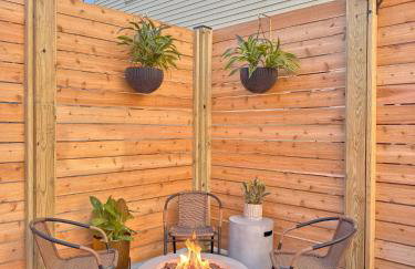 The Return to Woods - Newly Designed & Renovated - Foto 35