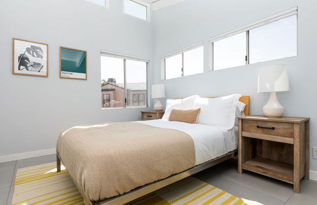 Bay Breeze by Avantstay Bayfront Home w/ Fire Pit & Private Dock in Balboa Peninsula - Foto 2