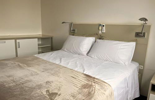 Apto espaçoso para até 8 hóspedes no Centro - Foto 6