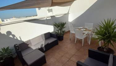 Ático-Duplex Las Palmeras - Foto 3