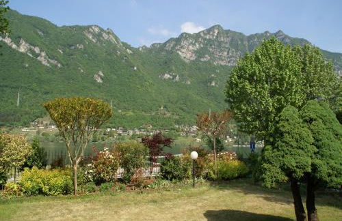 Idyllic cottage next to the beautiful Lake Idro - Foto 33