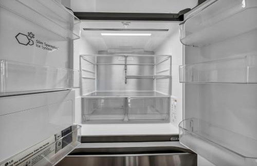 Modern Stylish Urban Haven 4 Bedroom 2 Bath - Dog Friendly - Foto 51