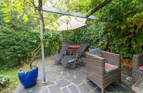 Forest-Edge Apartment - Foto 27