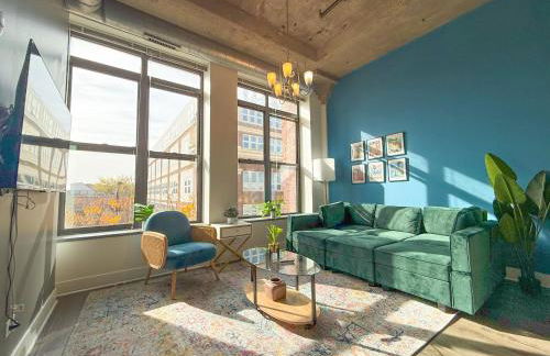 McCormick Place Beautiful 2BR Apartment with Optional Parking Sleeps up to 8 Near Soldier Field, Grant Park and Lakefront Trail - Foto 7