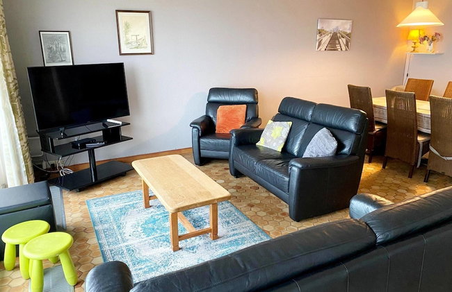 Apartment in Nieuwpoort With sea Beach - Photo 1