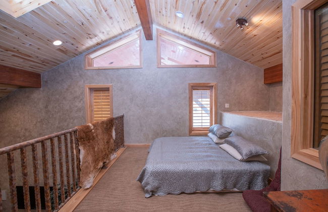 Cougar Ridge Resort, LLC - Photo 29