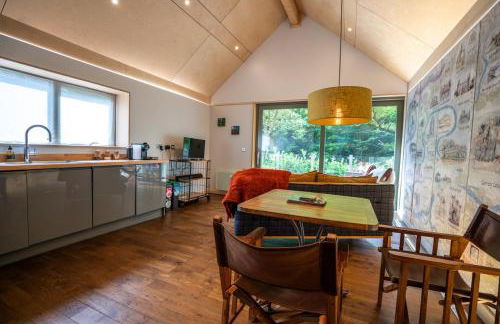 Lavender Lodge 1BR with Hot Tub near Black Mountain - Foto 15