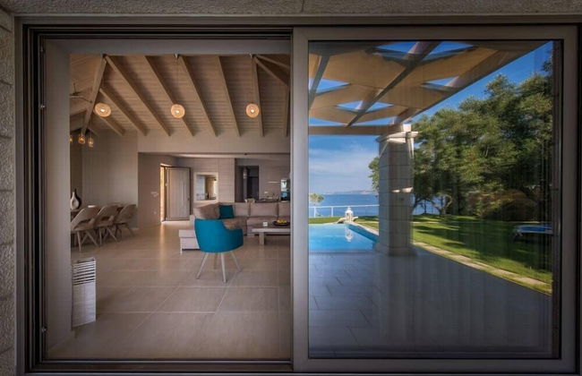 Avra Luxury Villa - Photo 15