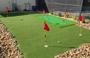 Sunny Oasis Getaway -Heated Pool-Mini Golf-Near Beach - Foto 65