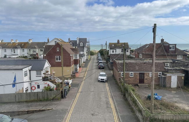 Large Family Getaways Metres From the Beach - Foto 49