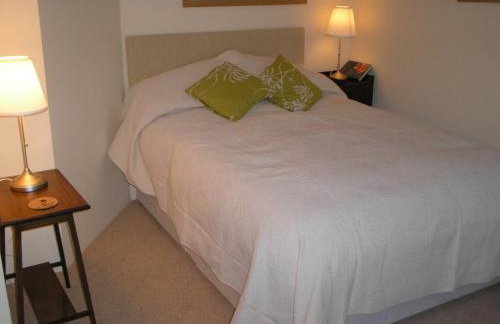 Cottage On The Square - Photo 6