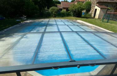 Peaceful, comfortable retreat with pool - Foto 5