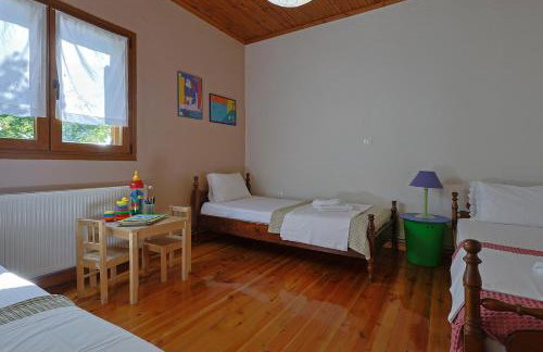 VILLA PEPONI Spacious Traditional Villa with Garden - BBQ & Private Parking - Photo 22
