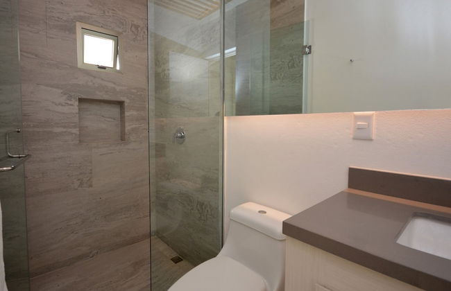 Mayan Monk - Photo 62