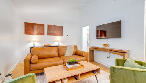 1 Mi to Campus! Creekside Austin Home with Game Room - Foto 5