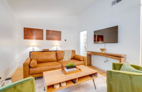 1 Mi to Campus! Creekside Austin Home with Game Room - Foto 5