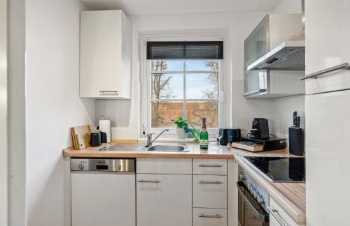 maremar - Design-Maisonette am Holzmarkt - Luxus Boxspringbetten - Arbeitsplatz - Loggia - Foto 26