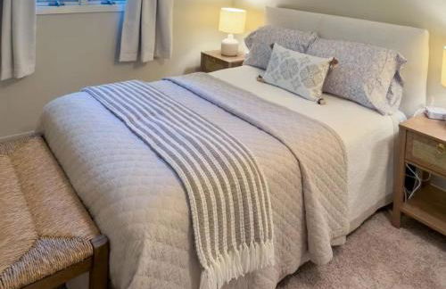 Pet-Friendly Lakefront Cabin by arc Vacation Rentals - Foto 23