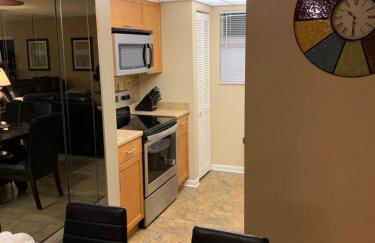 Walk to the Beach at Sunny Isles - Foto 36