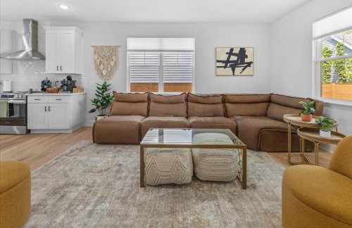 Lux House & Carriage house Furnished for Comfort - Foto 3