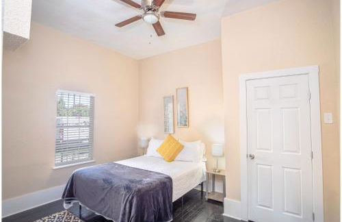 3 Br/1 BA Remodeled Home Near Downtown - Foto 20