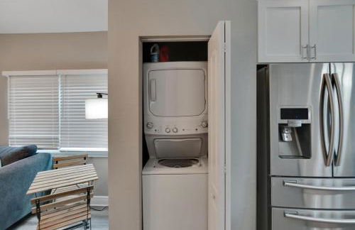 Cozy Bungalow Central Location Near Downtown - Foto 2