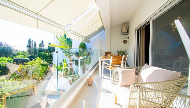 Casa Ella - Beautifully Renovated Townhouse Walkin - Photo 2, Room