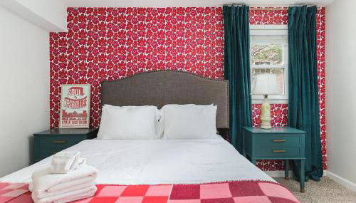 Nashville Gem Grill Mini Pickleball Sleeps 12 - Foto 4