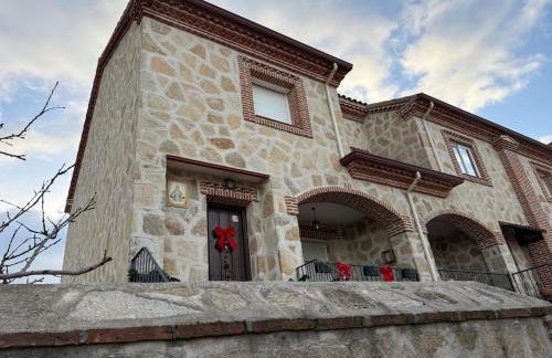 Navaluenga Chalet Familiar y Acogedor - Photo 2