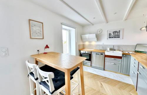 Au Bon Accueil - Appartement vue mer - Hyper centre - Avec Home-Cinéma - Foto 11