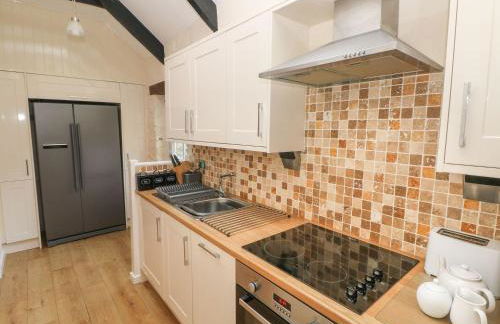 Corner Cottage - Photo 8