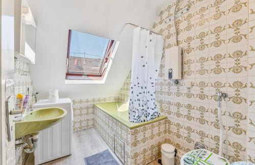 Worker Apartments Oberboihingen near Stuttgart, Nürtingen, Autobahn A8, Parking,Wifi,Smart,Smart TV - Foto 19