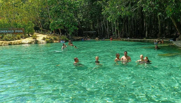 Tiger Cave Temple, Emerald Pool & Krabi Hot Springs - Foto 2