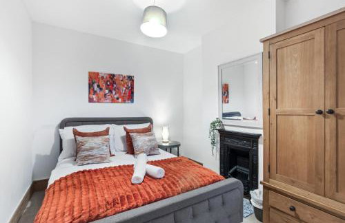 Home Away I 3BR Comfort Suite I Private Courtyard I Super Fast Wi-Fi I Free Parking - Foto 6