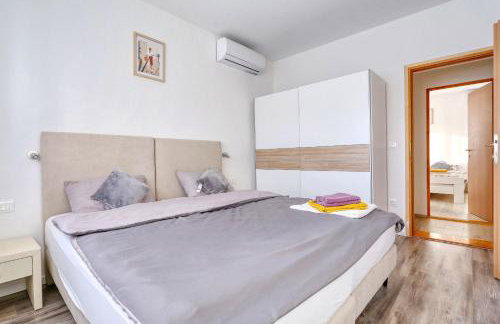 Holidayhouse Alirio with heated pool. - Foto 49