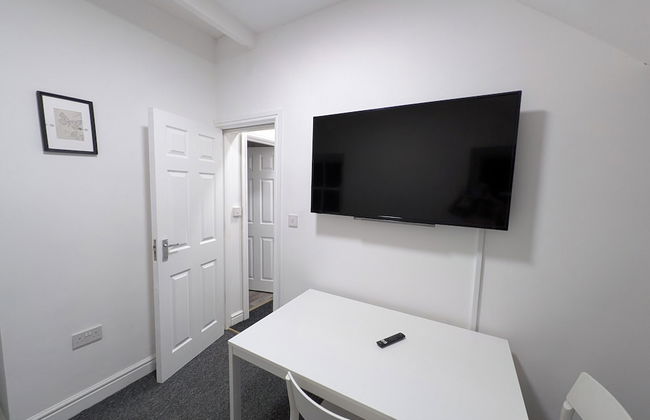 Comfortable Stay - Church Street Flat - Photo 17